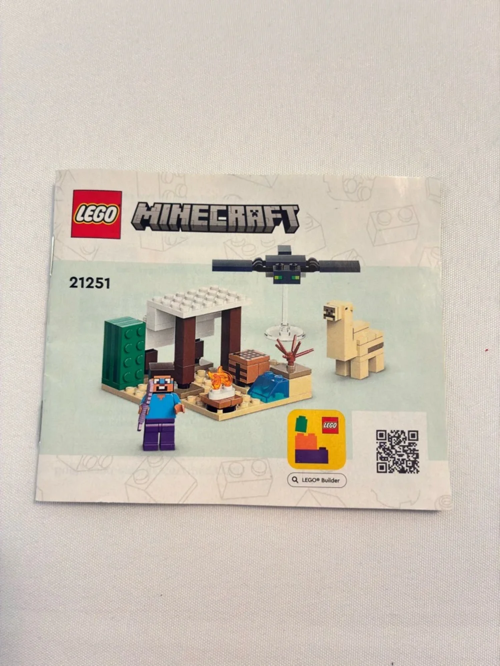 Lego Minecraft Steve's Desert Expedition #21251 Retired